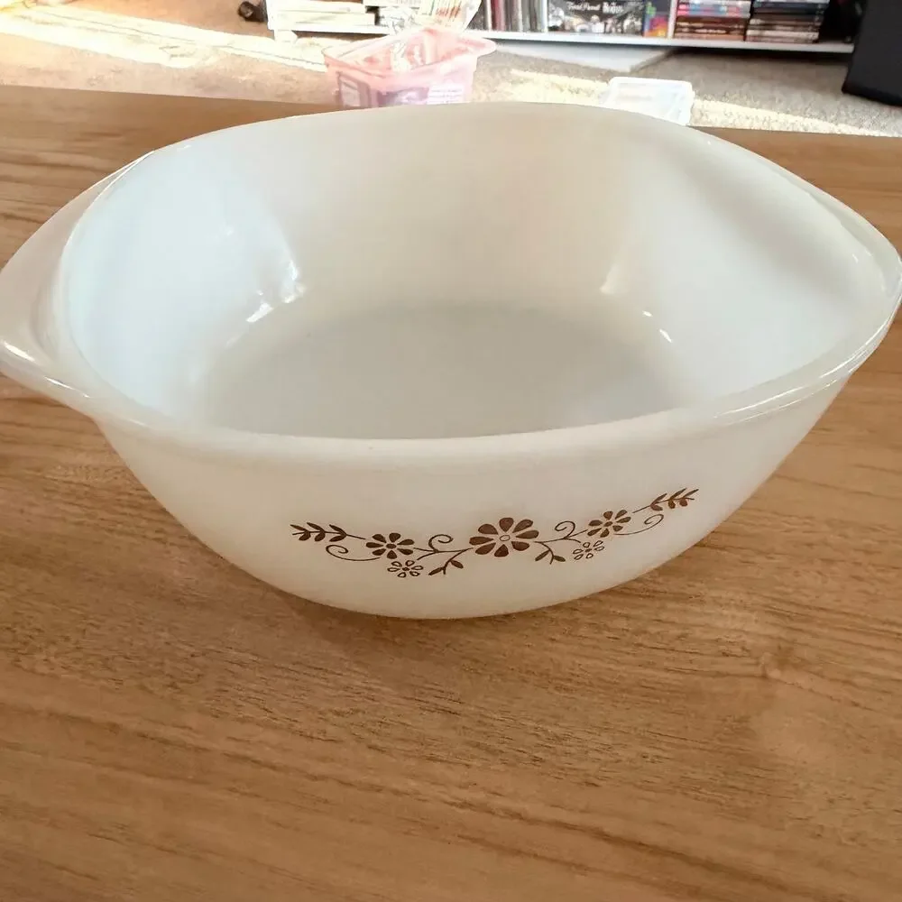 DYNAWARE PYR-O-REY Brown Daisy Bowl Casserole Dish 70s Vintage